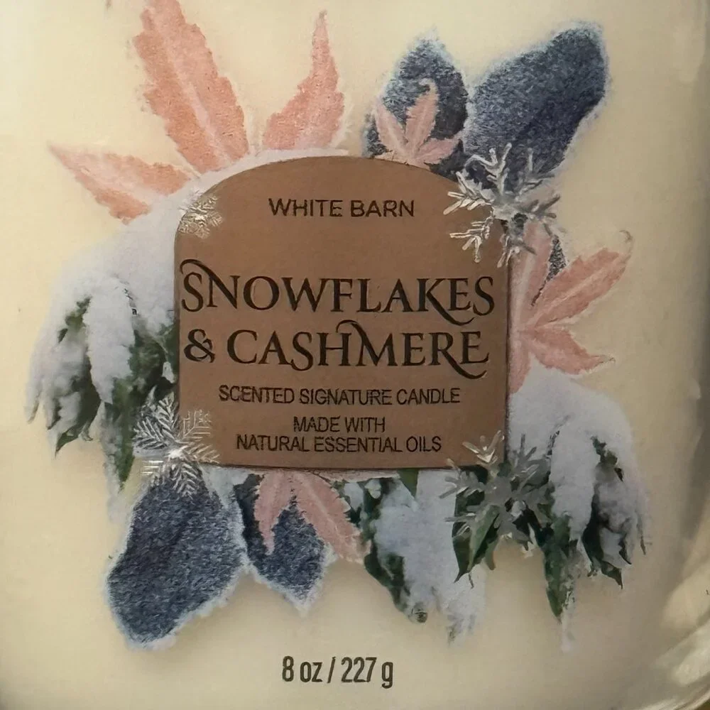 BBW Snowflakes & Cashmere White Barn Bath & Body Works Single Wick Candle - Picture 3 of 10